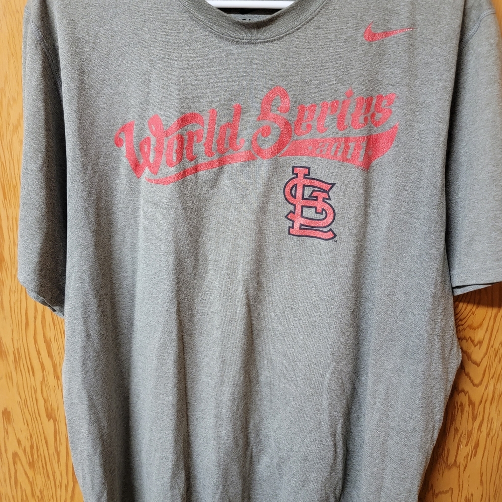 St Louis Cardinal Tshirt size XL